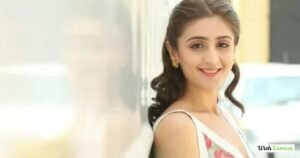 Dhvani Bhanushali Age, Height & Physical Stats